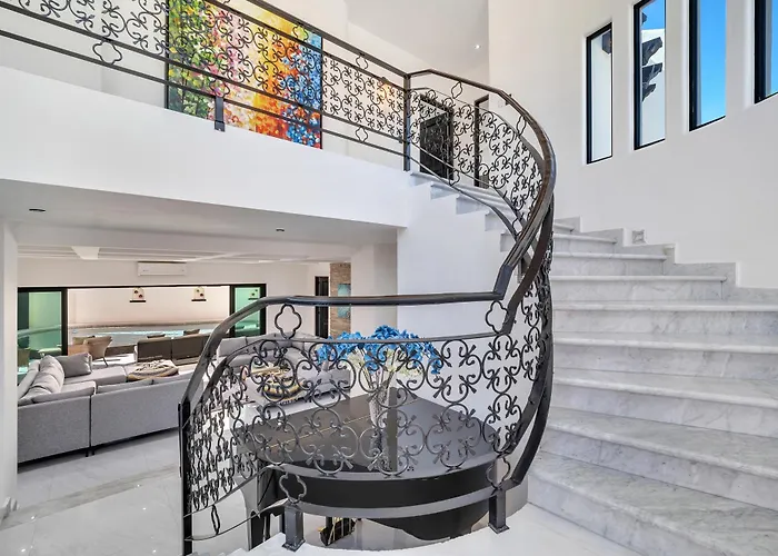 #marbella Lane - Grand Private Luxury Villa