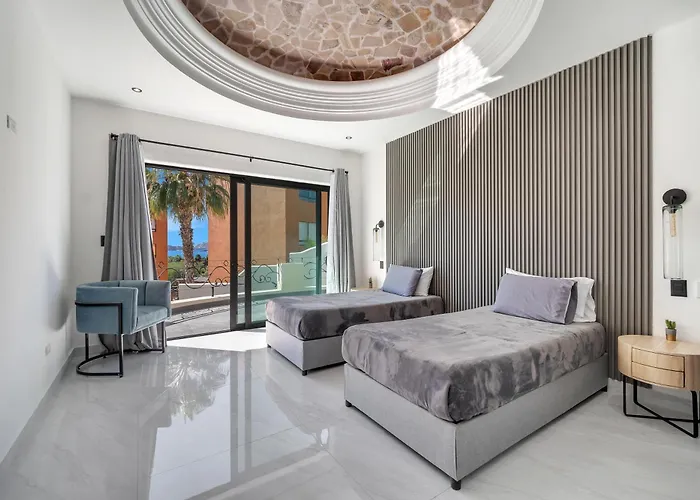 #marbella Lane - Grand Private Luxury Villa